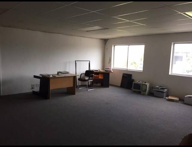 450M² MINI FACTORY TO LET IN MILNERTON CENTRAL